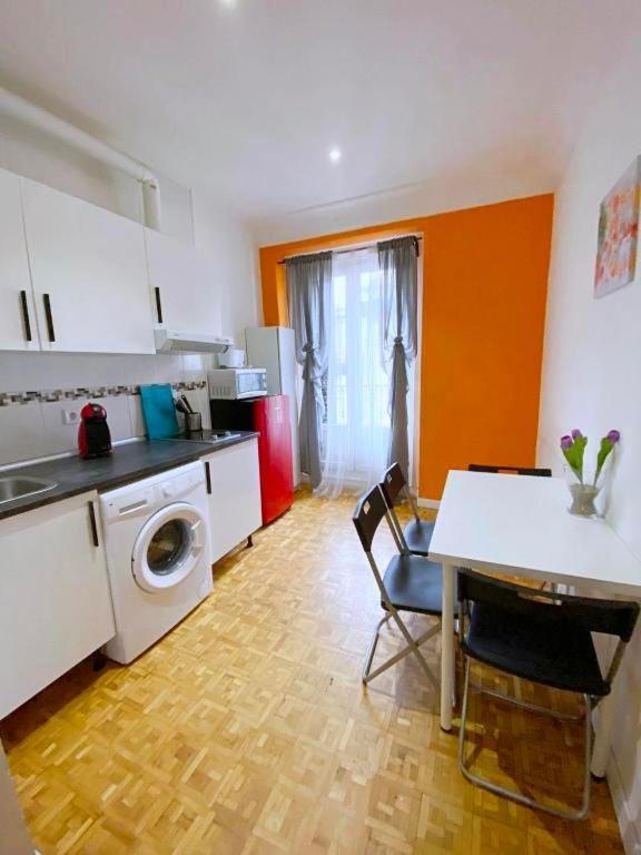 Apartamentos Travelstep La Latina Madrid Luaran gambar