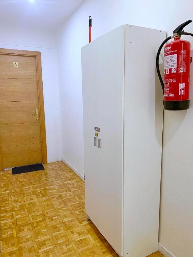 Apartamentos Travelstep La Latina Madrid Luaran gambar